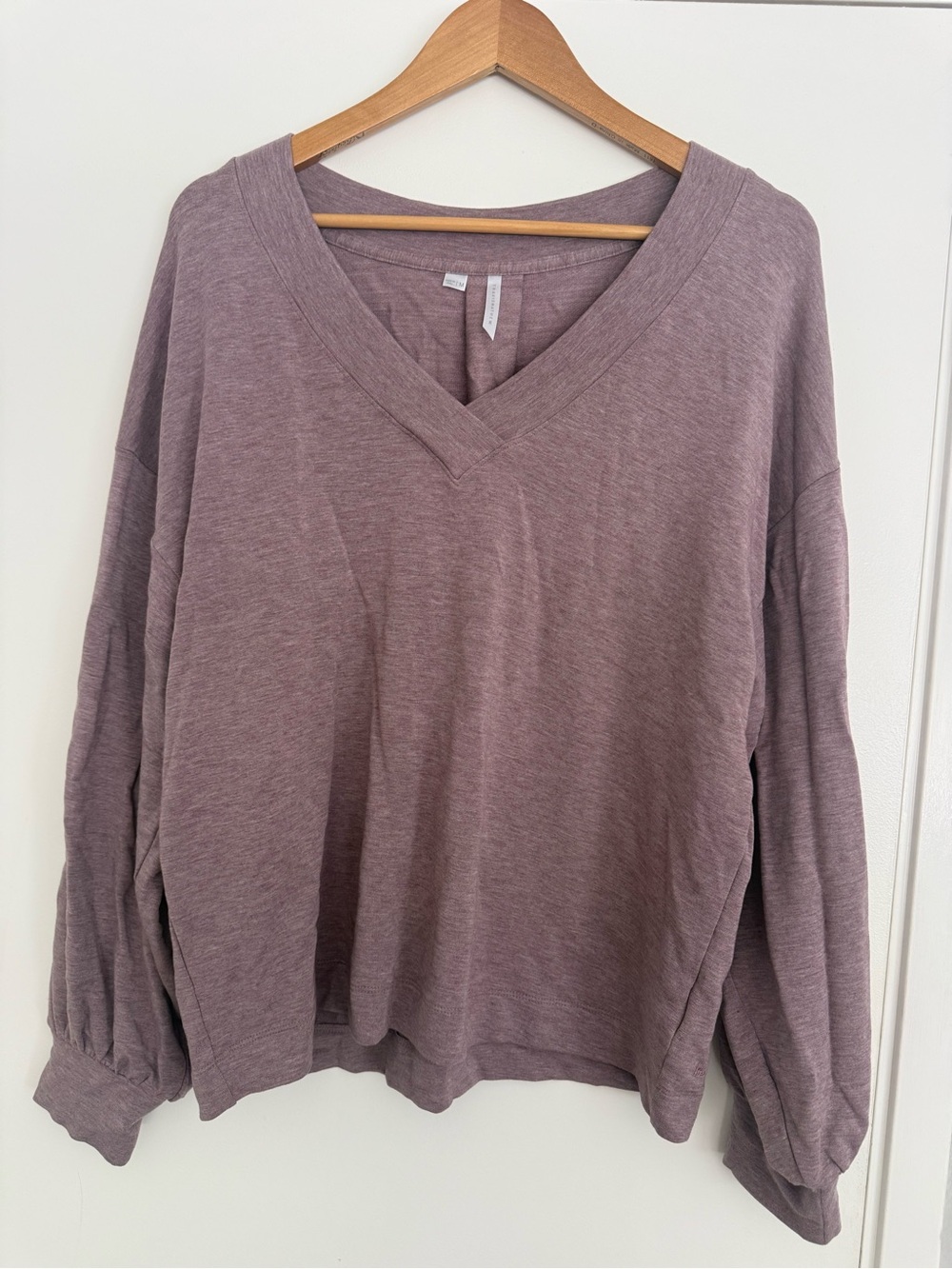 Travis Mathew Women's V-Neck Pullover - Mauve